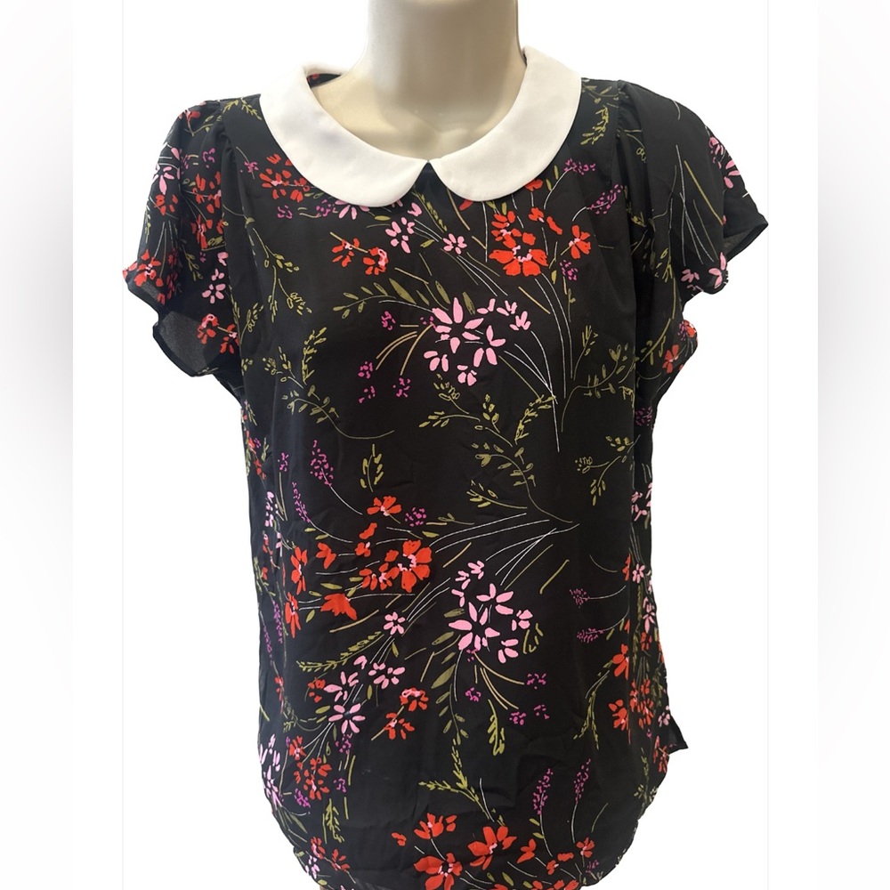 CeCe Peter Pan collar floral shirt